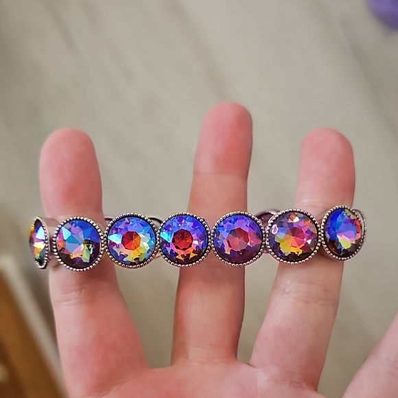 Elegant Multicolor Crystal Bracelet - Picture 10 of 10